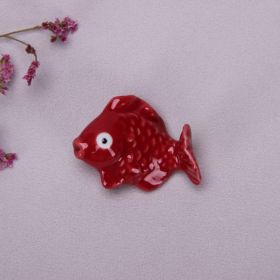 Japanese-style Chopsticks Shelf-year Fish Ceramic Ornaments (Color: wine red)